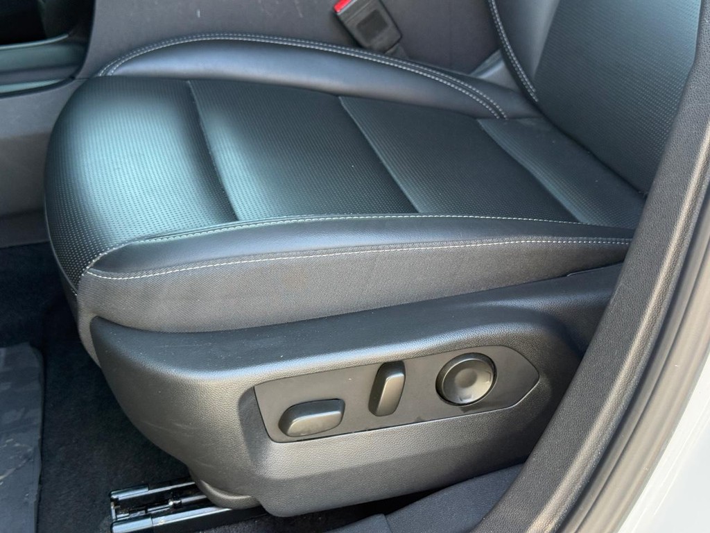 Buick Envision Vehicle Full-screen Gallery Image 24