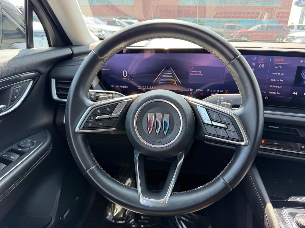 Buick Envision Vehicle Full-screen Gallery Image 11