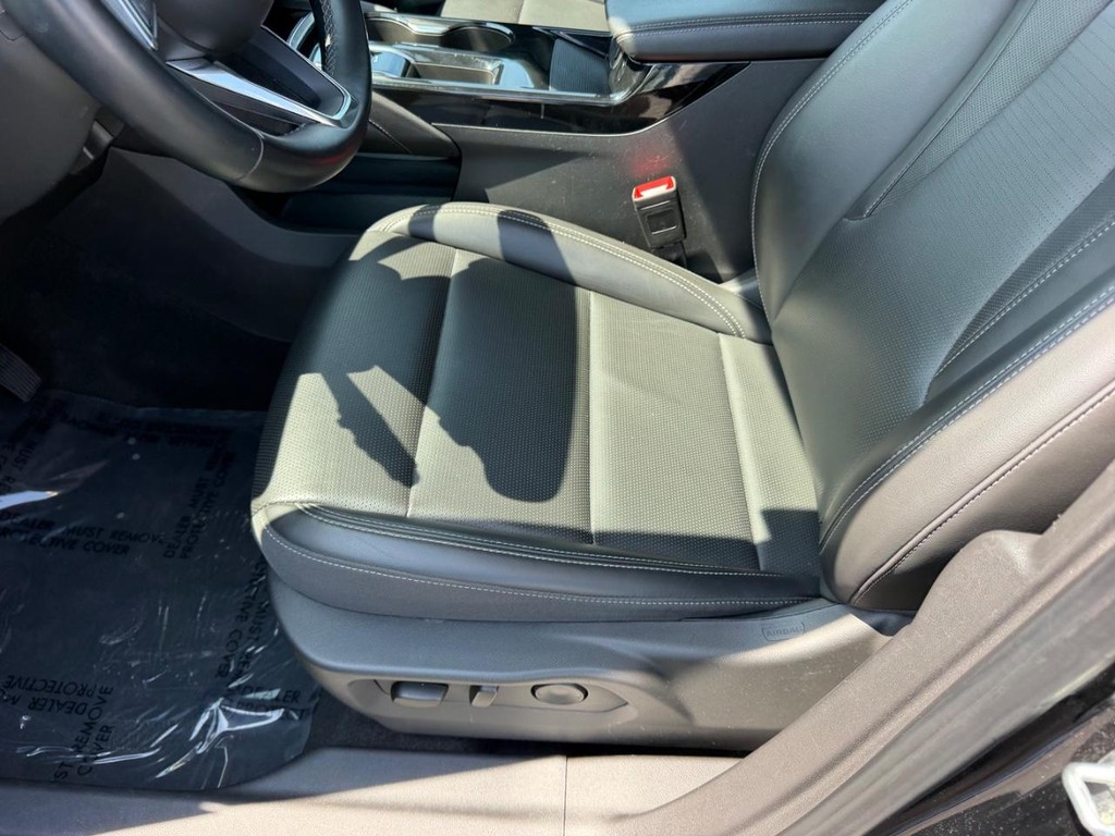 Buick Envision Vehicle Full-screen Gallery Image 20