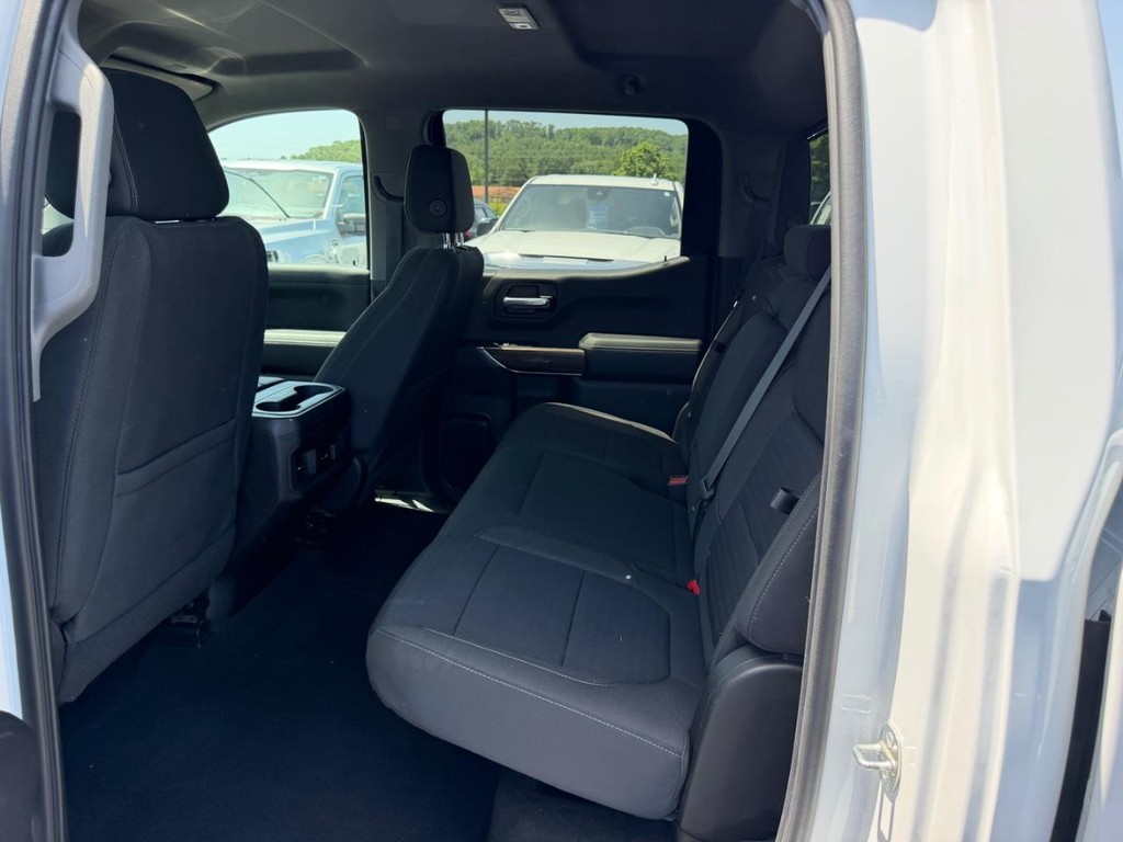 Chevrolet Silverado 1500 Vehicle Full-screen Gallery Image 09