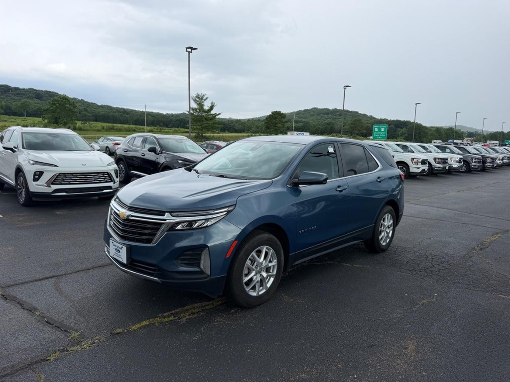 Chevrolet Equinox Vehicle Full-screen Gallery Image 08