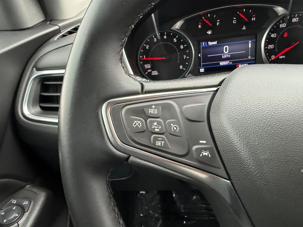 Chevrolet Equinox Vehicle Full-screen Gallery Image 13