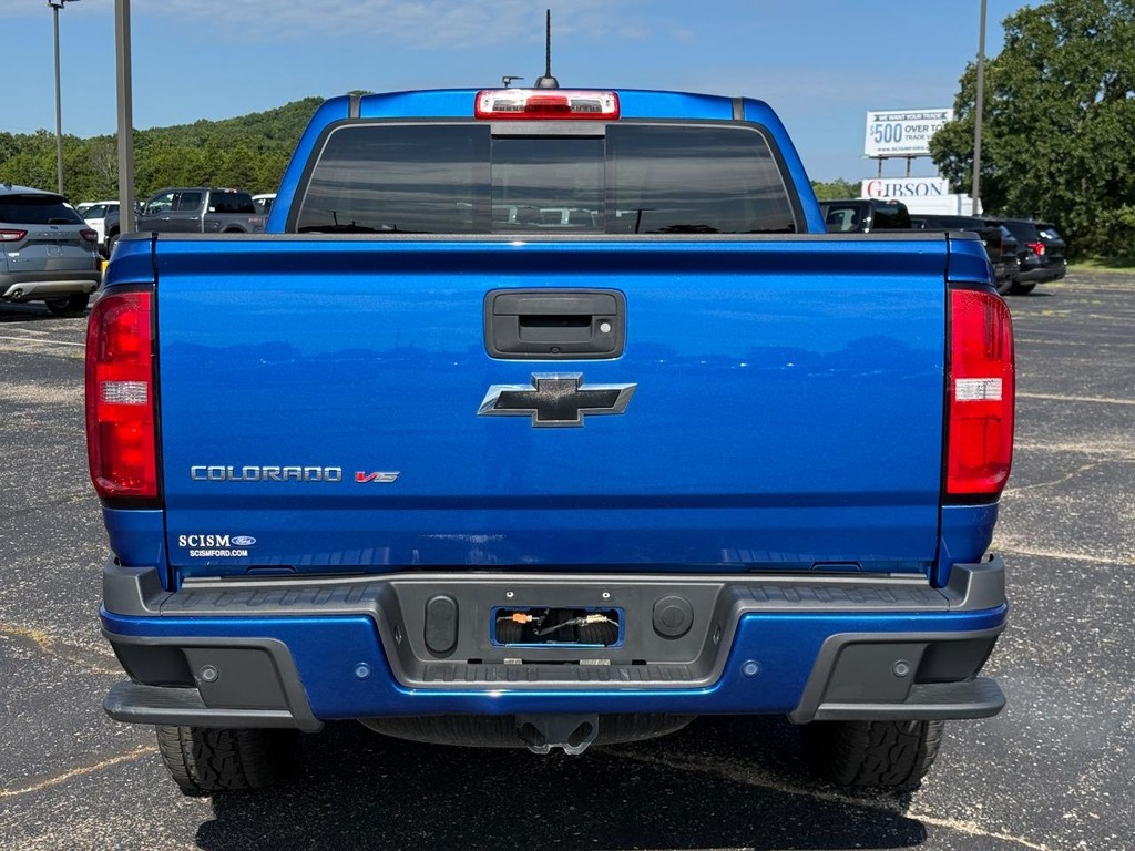 Chevrolet Colorado Vehicle Full-screen Gallery Image 05