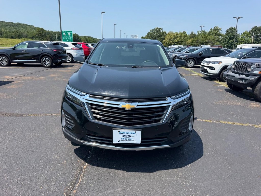 Chevrolet Equinox Vehicle Full-screen Gallery Image 09