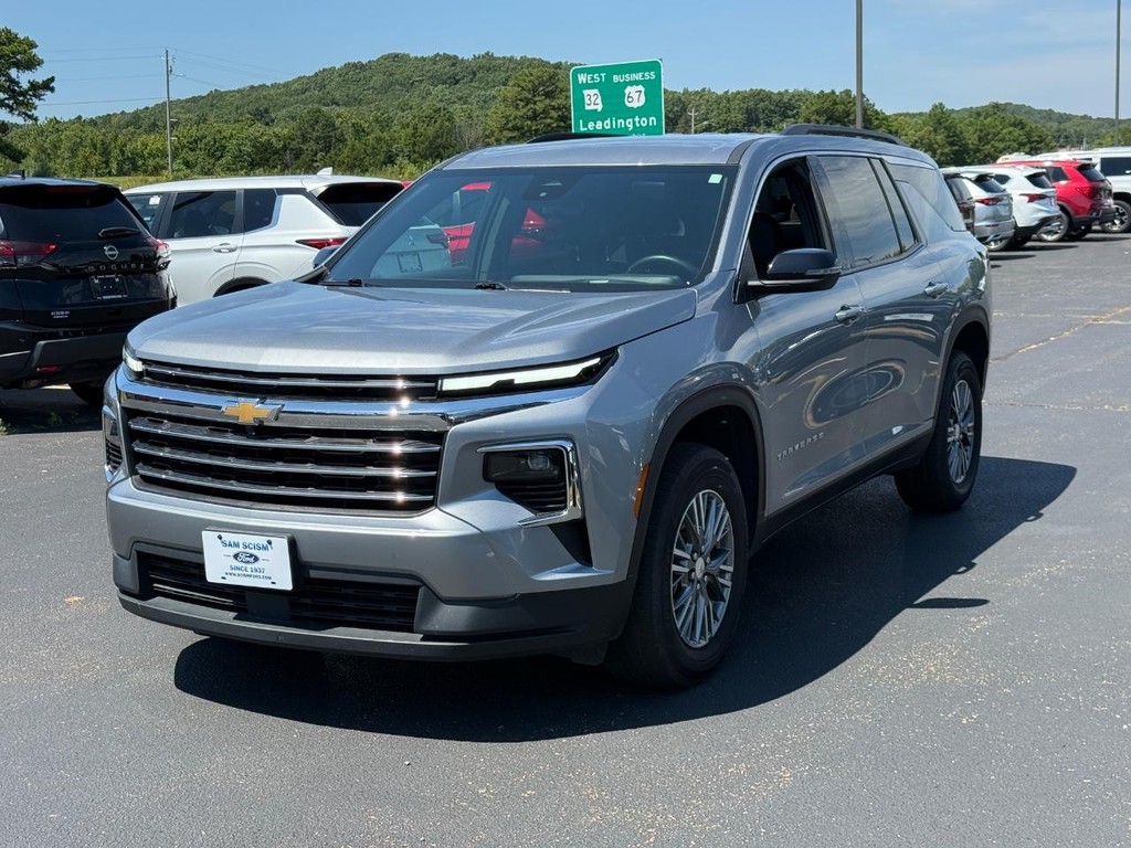 Chevrolet Traverse Vehicle Full-screen Gallery Image 08