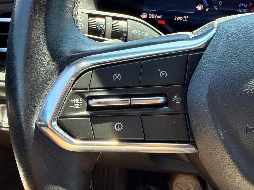 Chevrolet Traverse Vehicle Full-screen Gallery Image 18