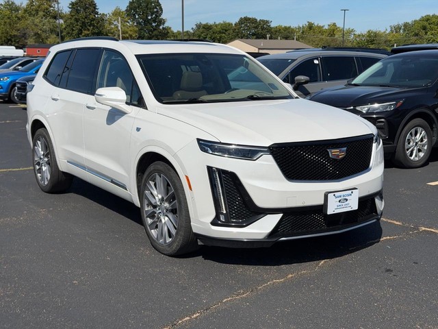 more details - cadillac xt6