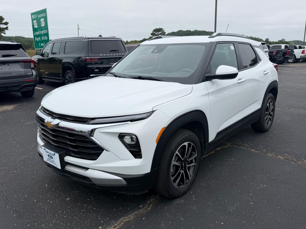Chevrolet TrailBlazer Vehicle Full-screen Gallery Image 08