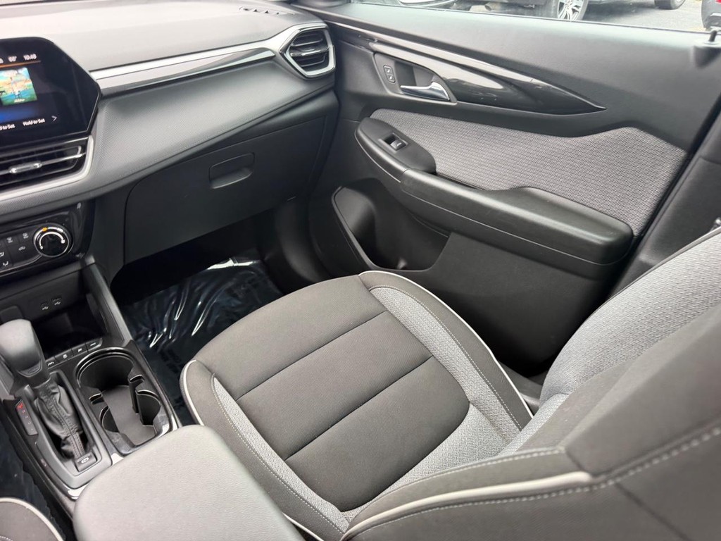 Chevrolet TrailBlazer Vehicle Full-screen Gallery Image 18