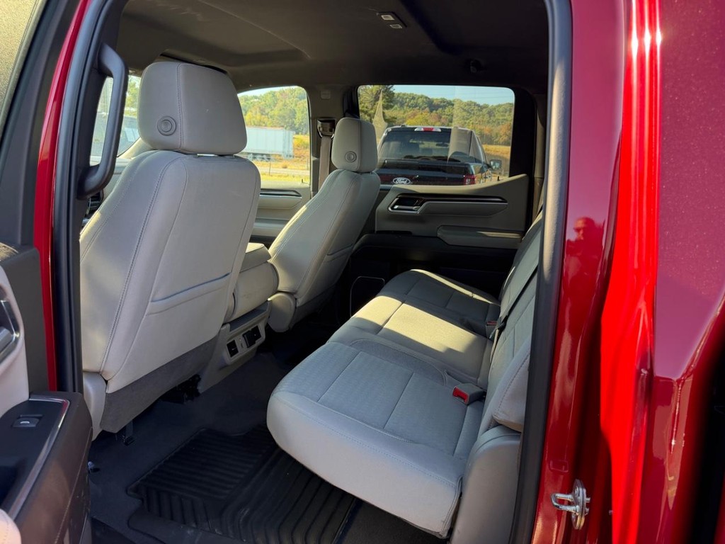 Chevrolet Silverado 1500 Vehicle Full-screen Gallery Image 09