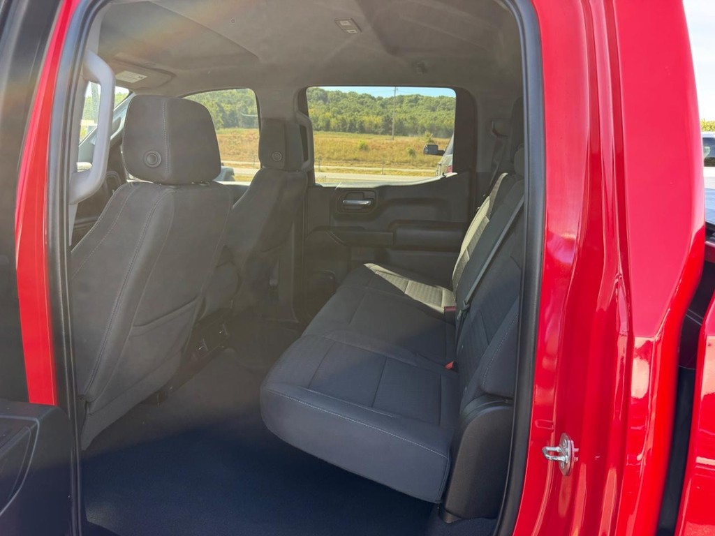 Chevrolet Silverado 1500 Vehicle Full-screen Gallery Image 09