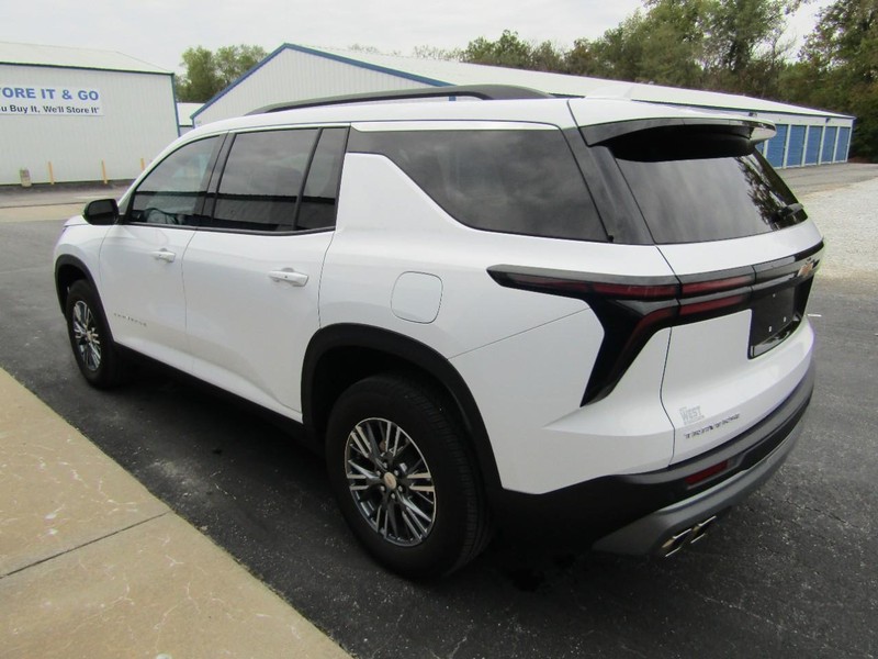 Chevrolet Traverse Vehicle Full-screen Gallery Image 07