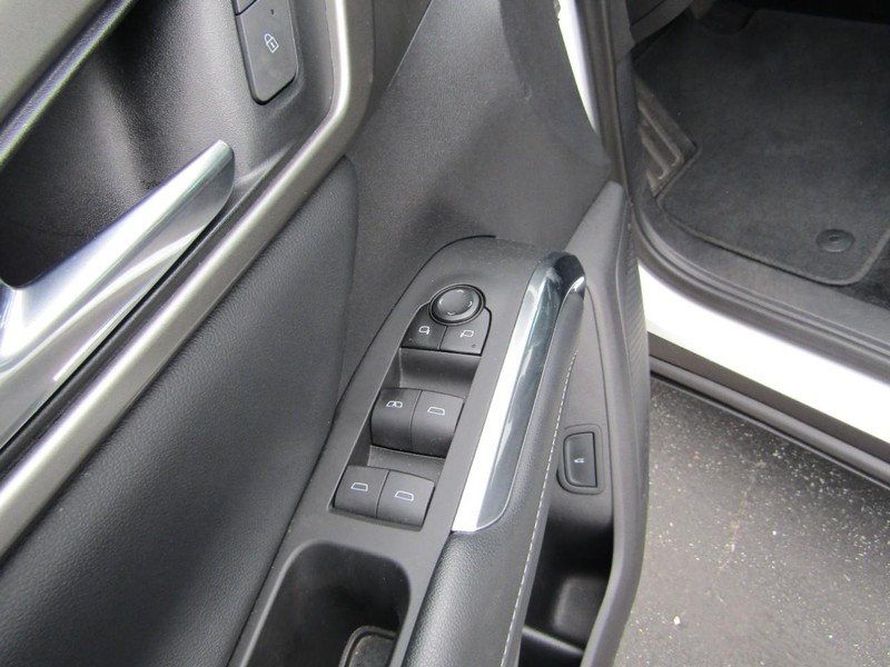 Chevrolet Traverse Vehicle Full-screen Gallery Image 10