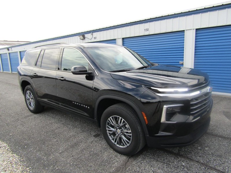 Chevrolet Traverse Vehicle Full-screen Gallery Image 01