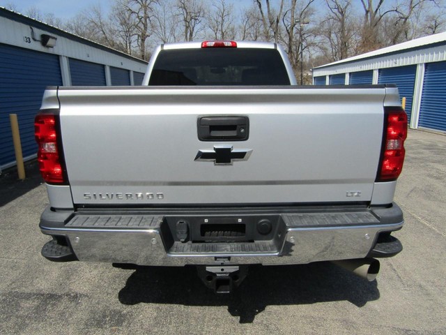 2016 Chevrolet Silverado 2500HD LTZ - Photo 8