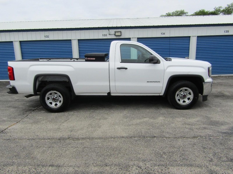 GMC Sierra 1500 Vehicle Full-screen Gallery Image 03
