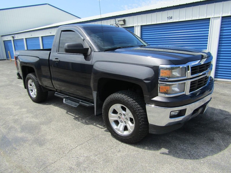 Chevrolet Silverado 1500 Vehicle Full-screen Gallery Image 01
