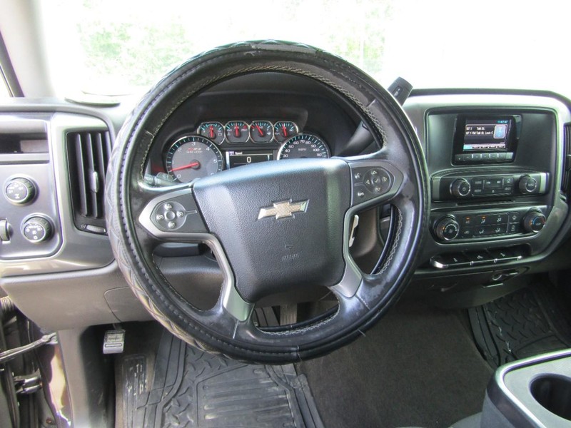 Chevrolet Silverado 1500 Vehicle Full-screen Gallery Image 04