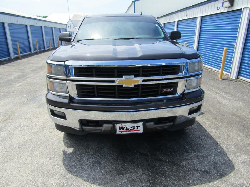 Chevrolet Silverado 1500 Vehicle Full-screen Gallery Image 05