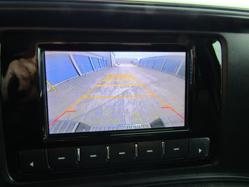 Chevrolet Silverado 1500 Vehicle Full-screen Gallery Image 13