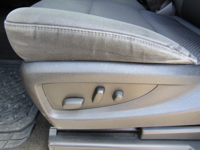 Chevrolet Silverado 1500 Vehicle Full-screen Gallery Image 14
