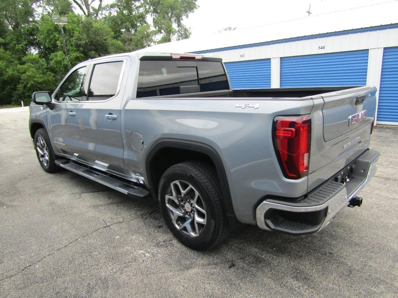 GMC Sierra 1500 Vehicle Full-screen Gallery Image 07