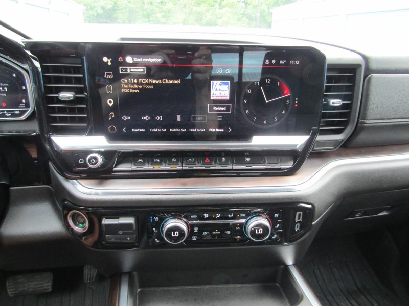 GMC Sierra 1500 Vehicle Full-screen Gallery Image 08