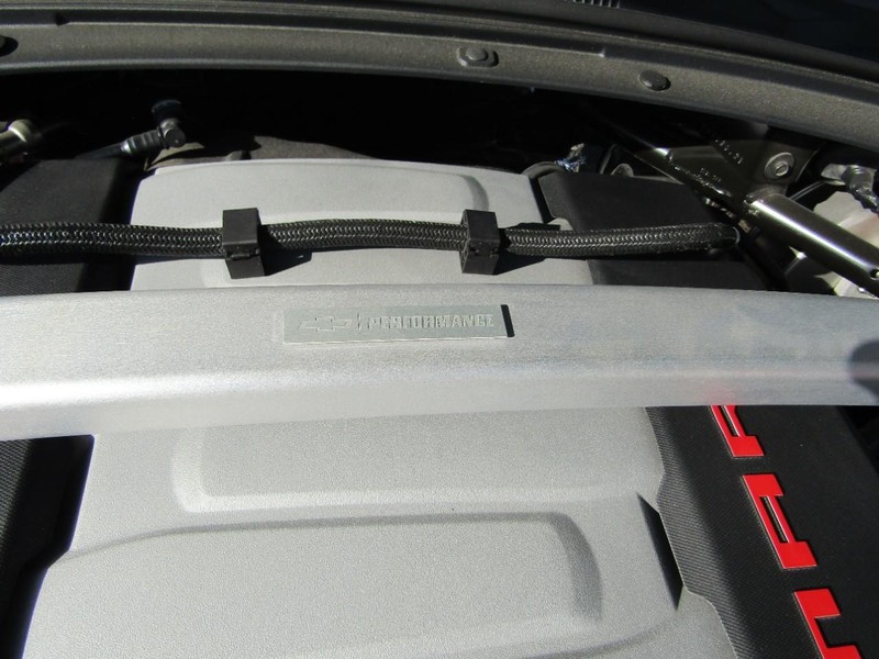 Chevrolet Camaro Vehicle Full-screen Gallery Image 17