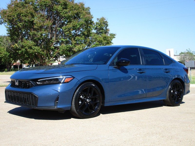 Honda Civic Sedan Vehicle Full-screen Gallery Image 02