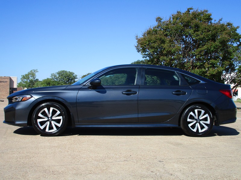 Honda Civic Sedan Vehicle Full-screen Gallery Image 03