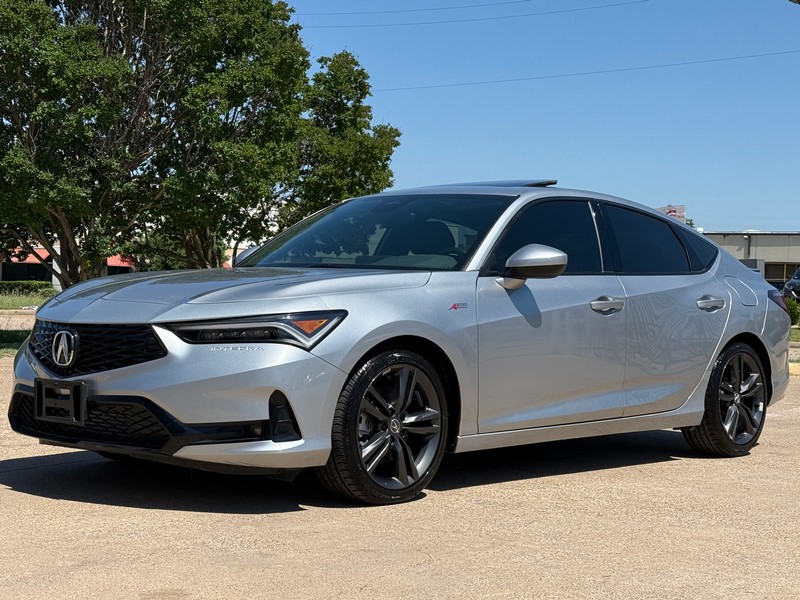 Acura Integra Vehicle Full-screen Gallery Image 02