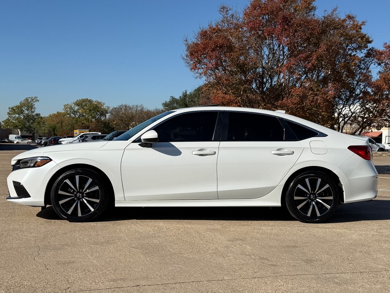 Honda Civic Sedan Vehicle Full-screen Gallery Image 03