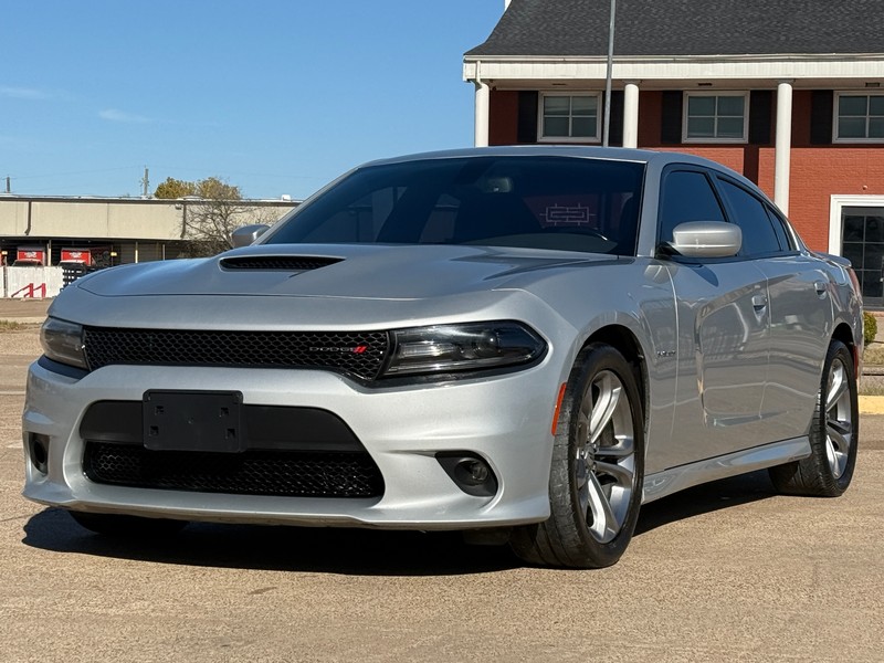Dodge Charger Vehicle Full-screen Gallery Image 01