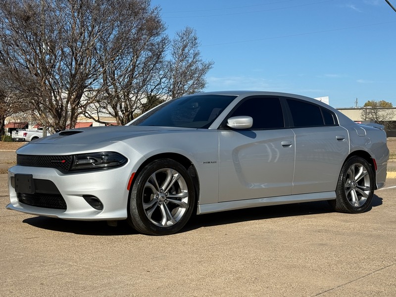 Dodge Charger Vehicle Full-screen Gallery Image 02
