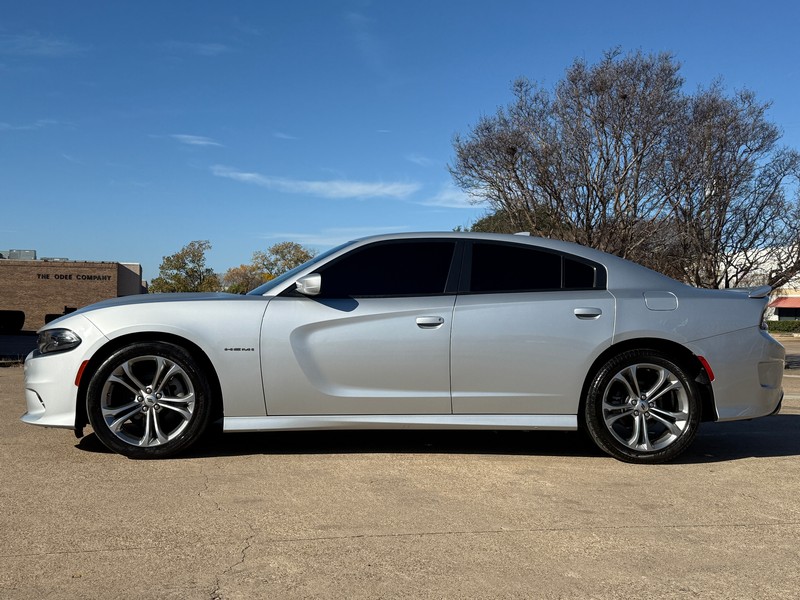 Dodge Charger Vehicle Full-screen Gallery Image 03