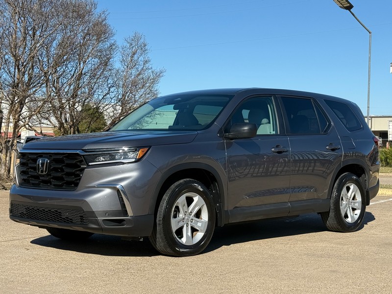 Honda Pilot Vehicle Full-screen Gallery Image 02