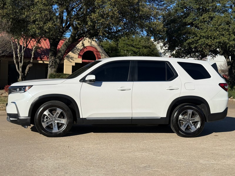 Honda Pilot Vehicle Full-screen Gallery Image 03