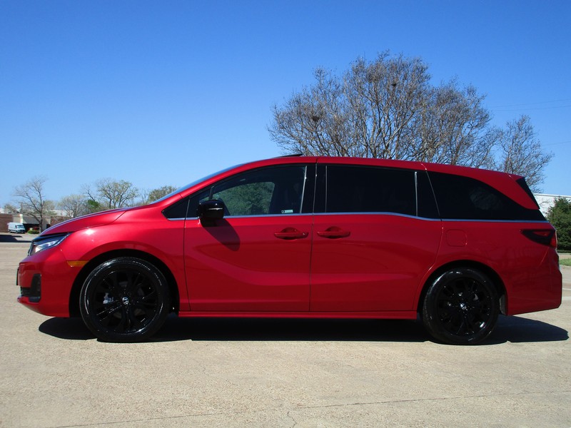 Honda Odyssey Vehicle Full-screen Gallery Image 03