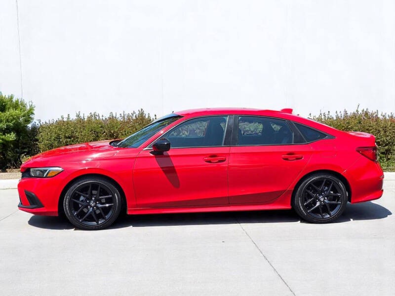 Honda Civic Sedan Vehicle Full-screen Gallery Image 03