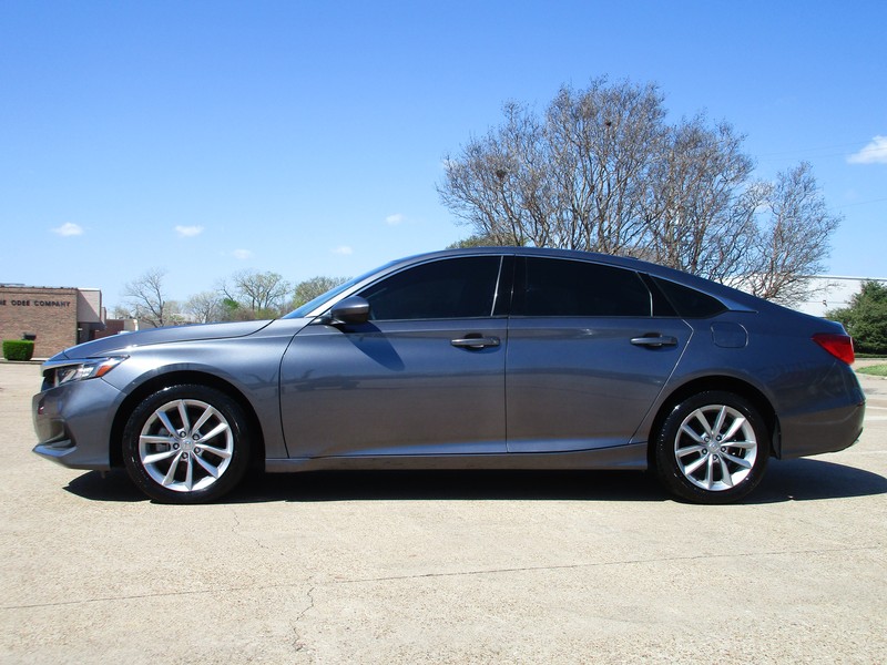 Honda Accord Sedan Vehicle Full-screen Gallery Image 03