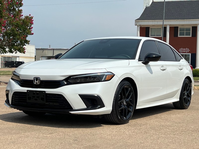 Honda Civic Sedan Vehicle Full-screen Gallery Image 01