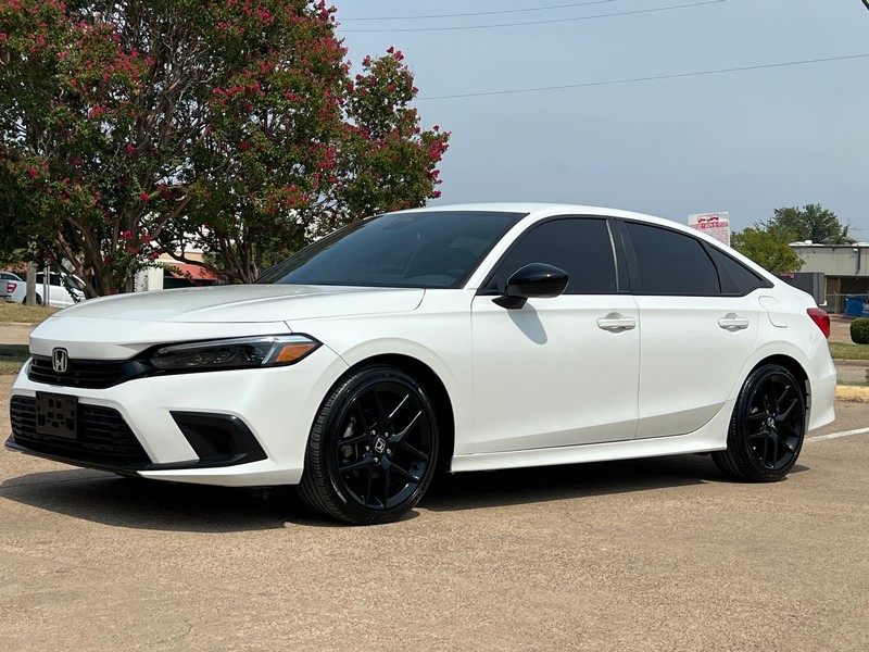 Honda Civic Sedan Vehicle Full-screen Gallery Image 02