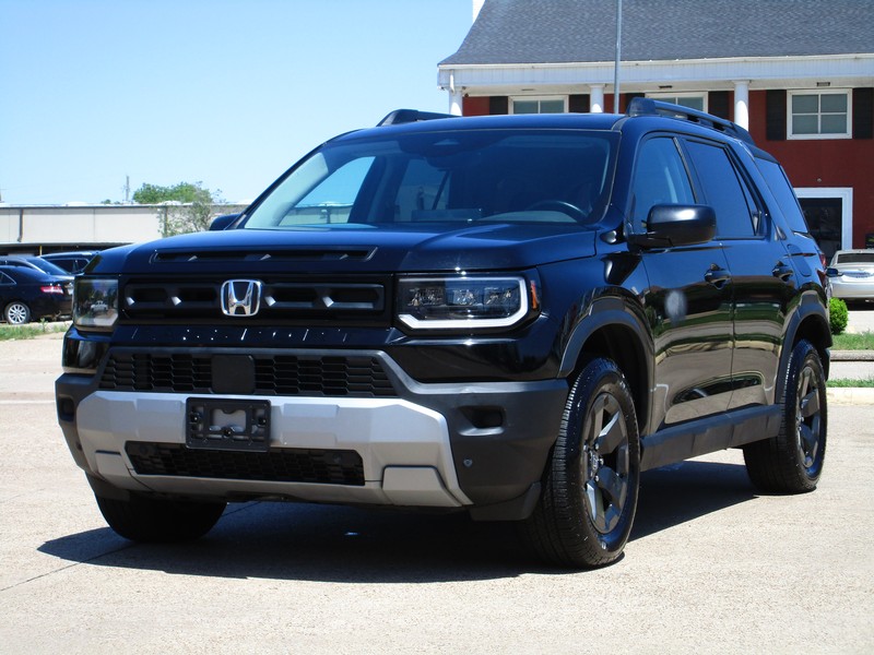 Honda Passport Vehicle Full-screen Gallery Image 01