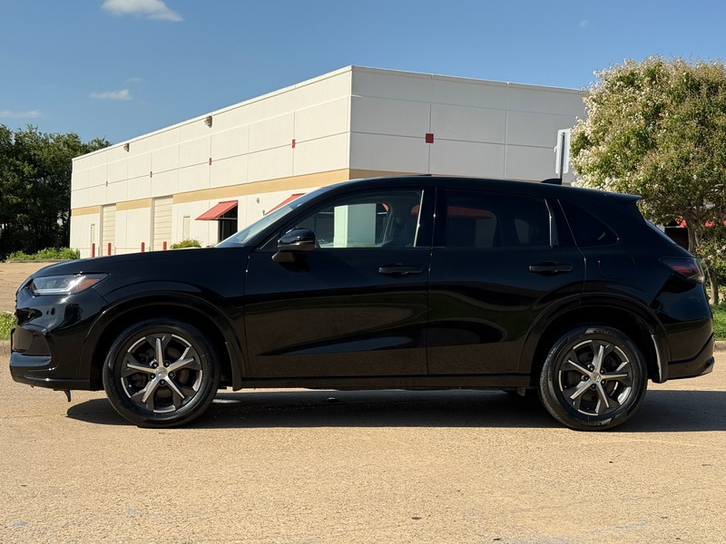 Honda HR-V Vehicle Full-screen Gallery Image 03