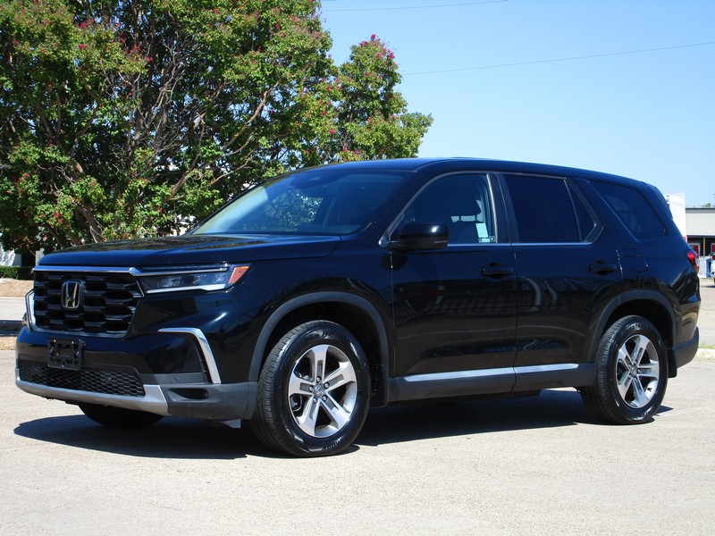 Honda Pilot Vehicle Full-screen Gallery Image 02