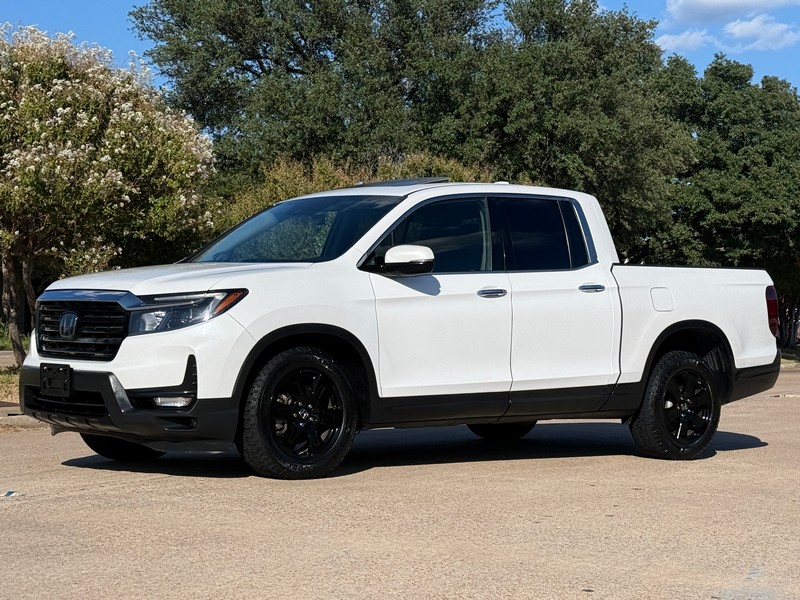 Honda Ridgeline Vehicle Full-screen Gallery Image 02