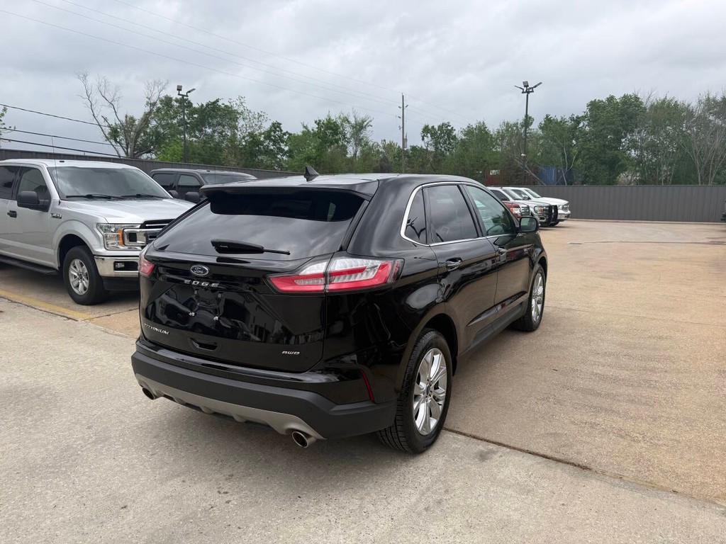 Ford Edge Vehicle Full-screen Gallery Image 05