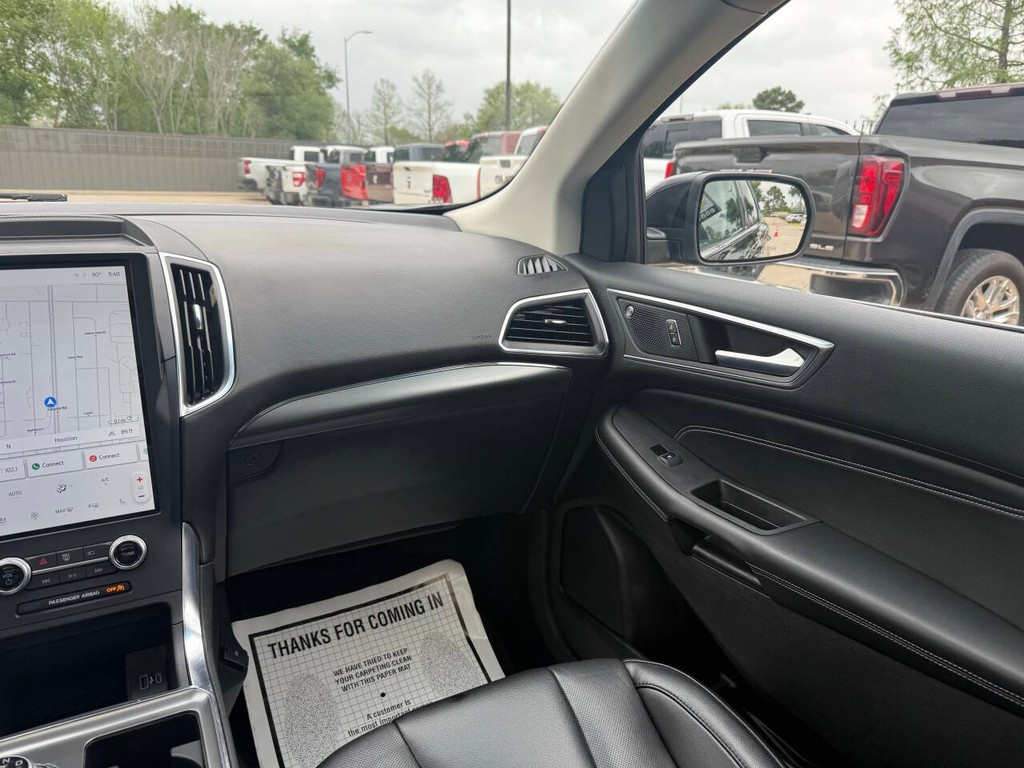 Ford Edge Vehicle Full-screen Gallery Image 20