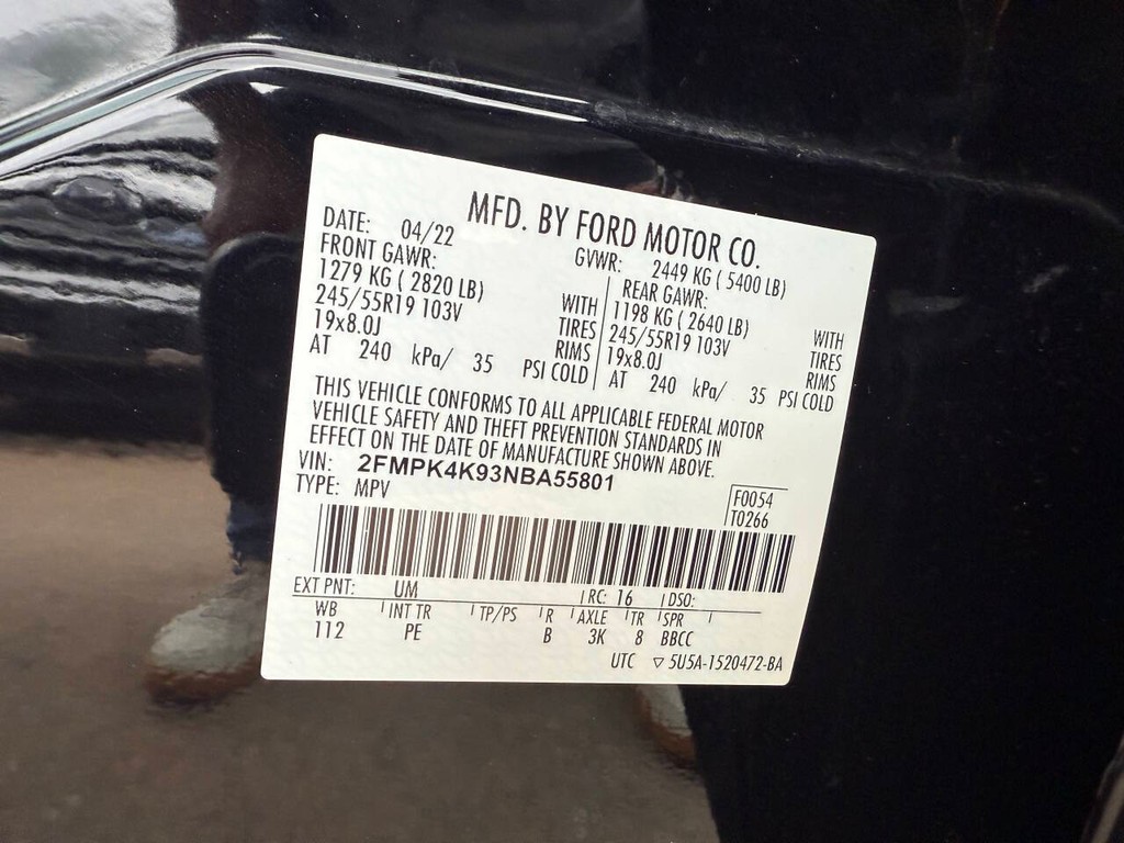 Ford Edge Vehicle Full-screen Gallery Image 34