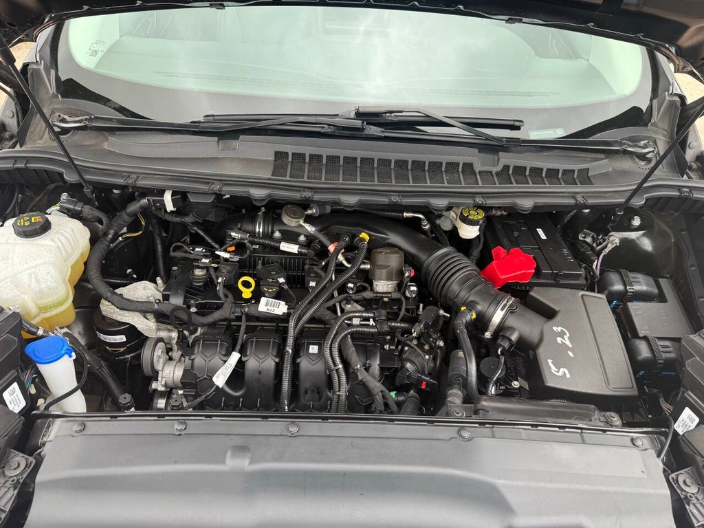 Ford Edge Vehicle Full-screen Gallery Image 35